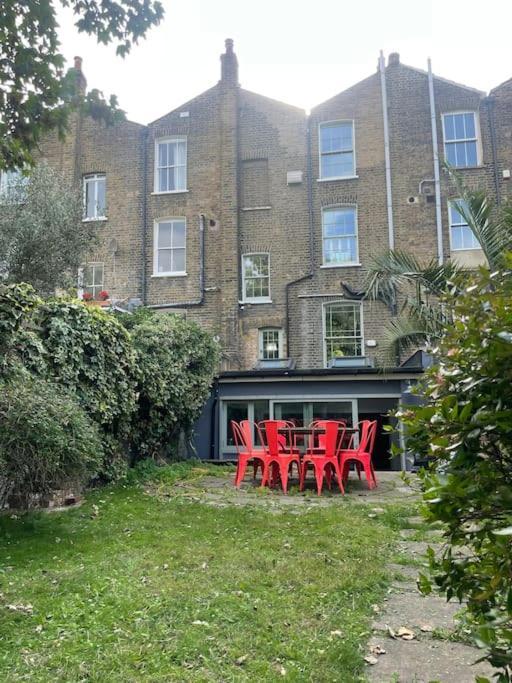 Beautiful London Victorian House, Sleeps 12 Vila Exterior foto